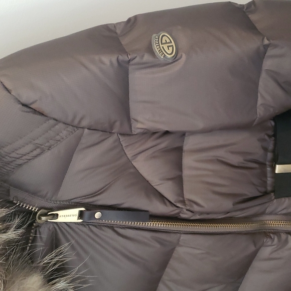 ⭐️Host Pick⭐️ Goldbergh Standard Luxury Winter Coat (or ski jacket) Size Small - Picture 4 of 15